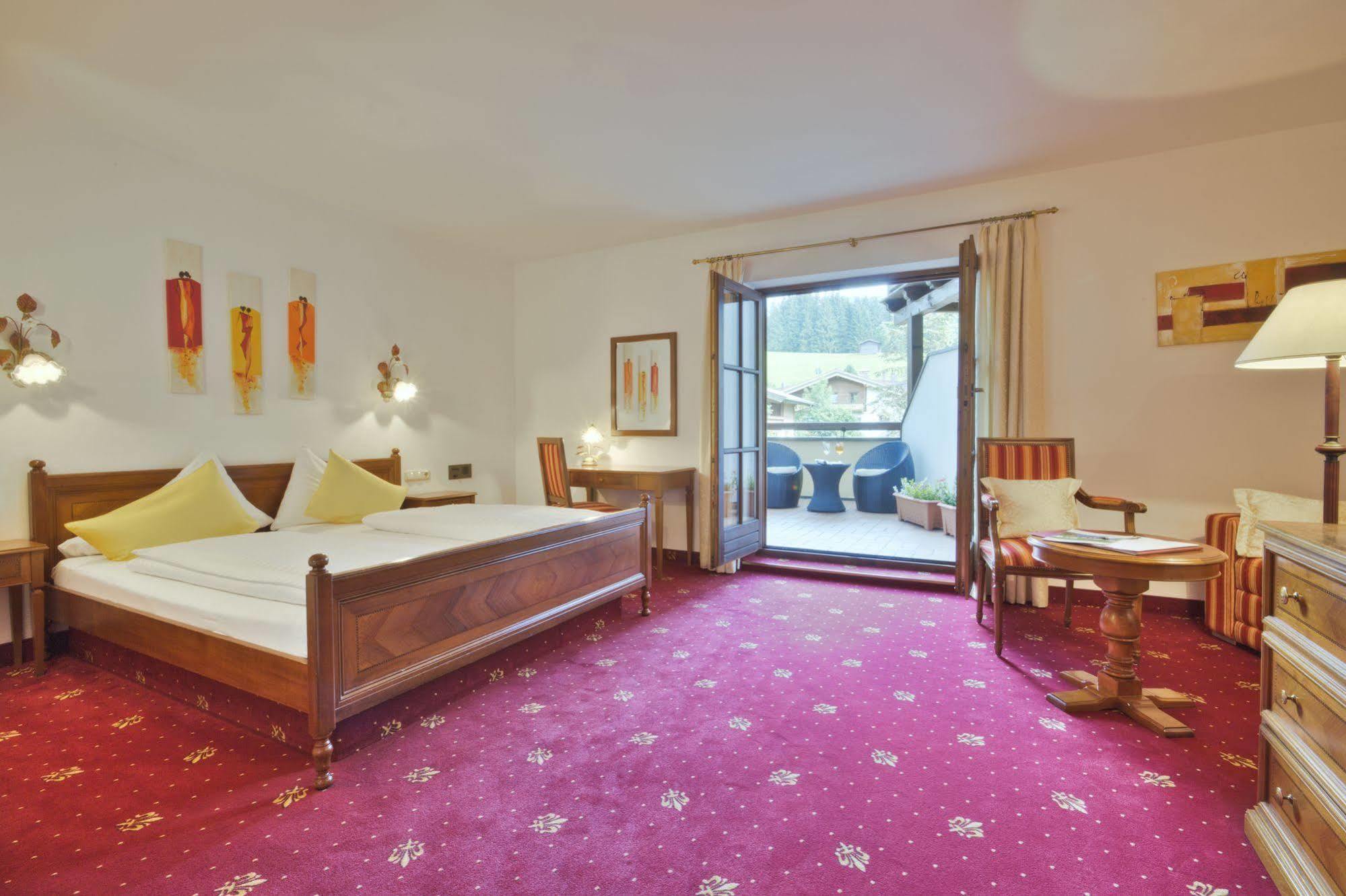 Alpenresidenz Adler Hotel Kirchberg in Tirol Bagian luar foto